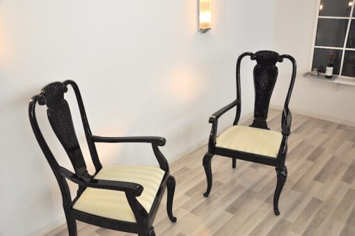 Art Deco Chairs, highgloss black , great design, upholstered