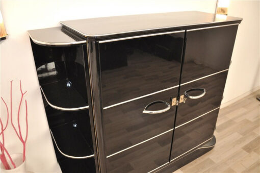 LuxuriousArt Deco bar cabinet, highgloss paintjob, chrome fittings, clean interior, wonderful body form