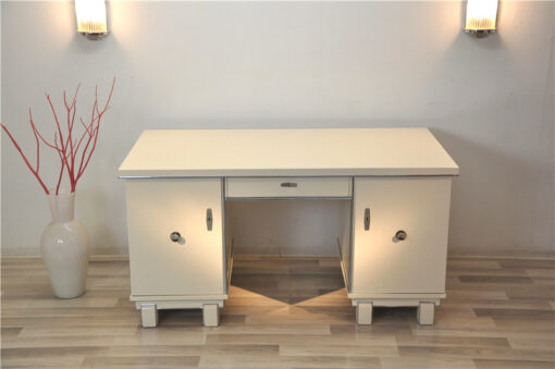 Classic Art Deco desk, snow white, 2 swingdoors, clean interior, chromebars, chromefittings, handpolished, free adjustable