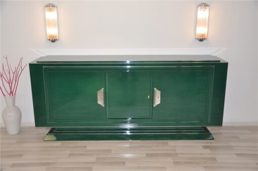 Art Deco sidebaord, racing green highgloss lacquer, wonderful straight body, 2 big swing doors, big chrome fittings, chromebars, handpolished