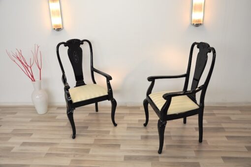 Art Deco Chairs, highgloss black , great design, upholstered