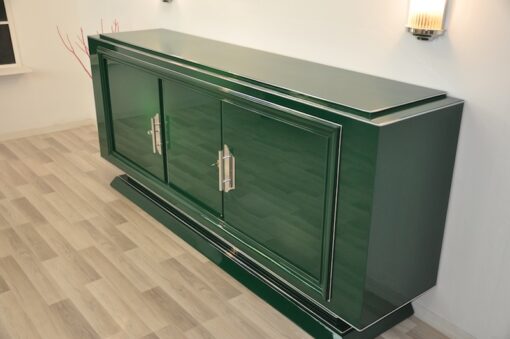 Art Deco sidebaord, racing green highgloss lacquer, wonderful straight body, 2 big swing doors, big chrome fittings, chromebars, handpolished