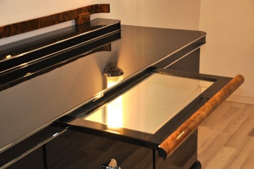 Art Deco Sideboard, highgloss, chromefittings, walnut wood, formed back ornamentation, curved feet