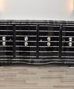 Rare Art Deco Chromliner, highgloss, chromefittings, curved body, great piece of furniture with plenty of storage space