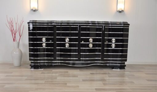 Rare Art Deco Chromliner, highgloss, chromefittings, curved body, great piece of furniture with plenty of storage space