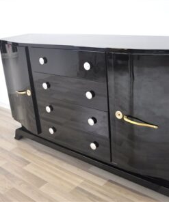 wonderful body with 2 curved sidedoors, 4 big drawers, highgloss black, big original fittings, hand polished, original key