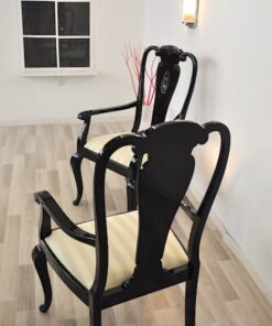 Art Deco Chairs, highgloss black , great design, upholstered