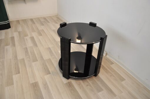 Art Deco sidetable, classic design, highgloss black, 4 stable legs, embedded plate, handpolished