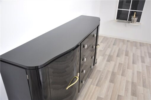 wonderful body with 2 curved sidedoors, 4 big drawers, highgloss black, big original fittings, hand polished, original key