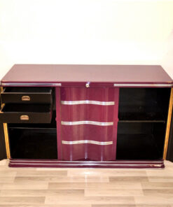 Art Deco Sideboard, construcion year: 1935, handpolished higgloss lilac, beautiful body form, chromefittings, chromebars,