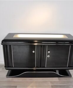 highgloss pianolacquer, classic design with rounded corners, illuminated glass plate, wonderful curved foot