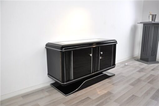 highgloss pianolacquer, classic design with rounded corners, illuminated glass plate, wonderful curved foot