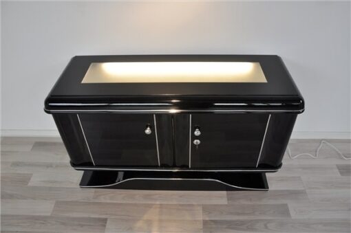 highgloss pianolacquer, classic design with rounded corners, illuminated glass plate, wonderful curved foot