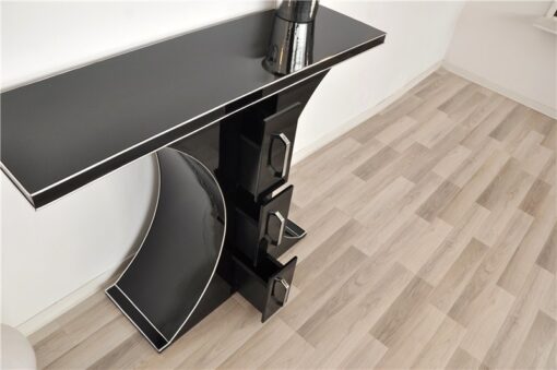 wonderful Design, 3 narrow drawers with chromehandles, highgloss pianolacquer