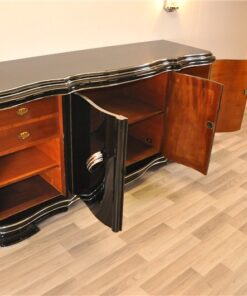 highgloss pianolacquer, massive chromehandles, 4 curved doors, Belgium 1929, plenty of storage space