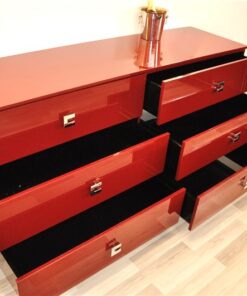 Ferrari Rosso, 6 drawers, chromefittings, handpolished, curved foot with chromline