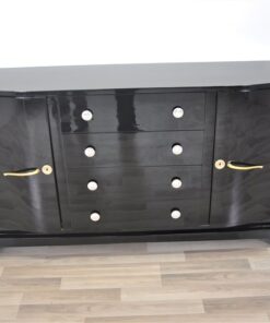 wonderful body with 2 curved sidedoors, 4 big drawers, highgloss black, big original fittings, hand polished, original key