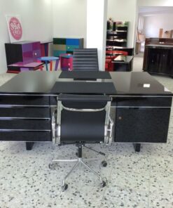 Art Deco Desk, completely restored, pianolacqer highgloss black, free adjustable, lacobelplate with a leather pad