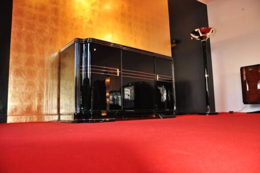 Art Deco Sideboard, Wimbledon, british doorswing, black highgloss surface, leather eytension plate, 2 shelves