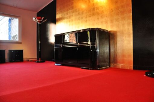 Art Deco Sideboard, Wimbledon, british doorswing, black highgloss surface, leather eytension plate, 2 shelves