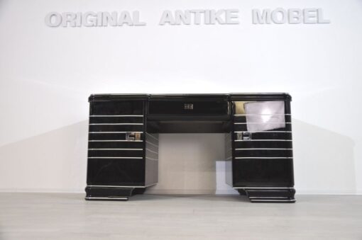 Unique ChromlinerDesk from the Art Deco era, typical Art Deco body language, fine chromelines and massive handles, painted from all sides, top plate made of lacobel-glass