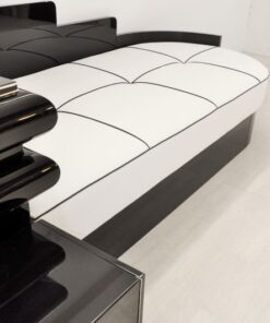 art deco daybed, art deco bed, furniture,highgloss black pianolacquer, luxurious leather top, unique Art Deco Design, small compartment