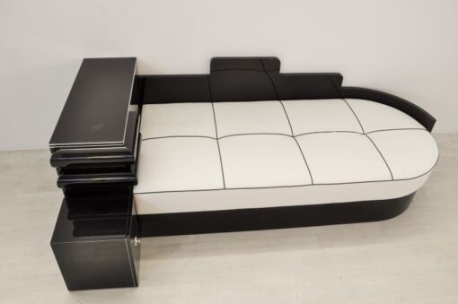 art deco daybed, art deco bed, furniture,highgloss black pianolacquer, luxurious leather top, unique Art Deco Design, small compartment