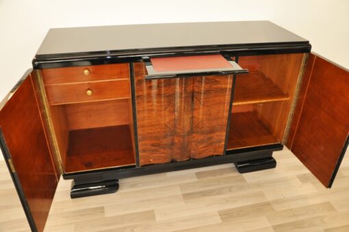 Art Deco, Highgloss, commode, sideboard, curved doors, walnut, veneer, pinaolacquer, mirror finsih, living room, design furniture, storage