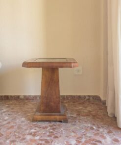 Art Deco, side table, mirrored table top, square walnut foot, unique grain, interiordesign, furnituredesign, eight corners, luxurious