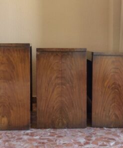 Art Deco, furniture, nesting tables, vintage, oak wood, antique, spain, 1920s, grain, simple but elegant desing, living room, stacking