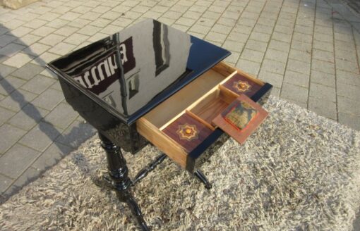 Black Lacquered Gründerzeit Sewing Table circa 1890, Grüberzeit Sidetable, Gründerzeit Furniture, Original Gründerzeit, Antique Sewing Table