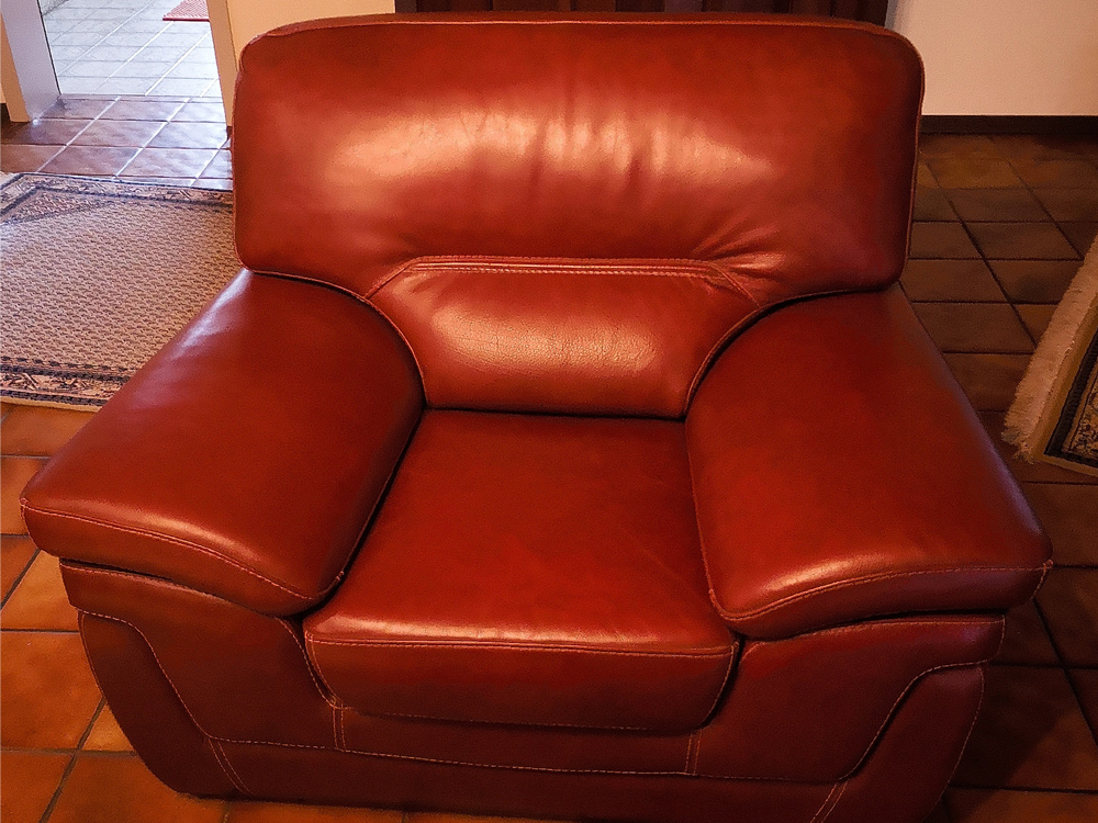 red leather sofa suite